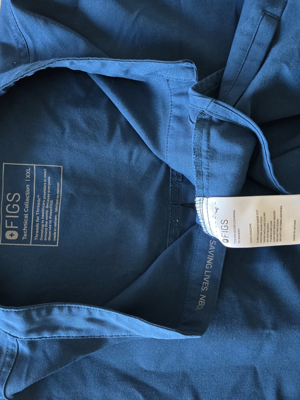 Figs Deep Reef Blue Scrub Set. Top 2xl Pants 4xl - Picture 2 of 8